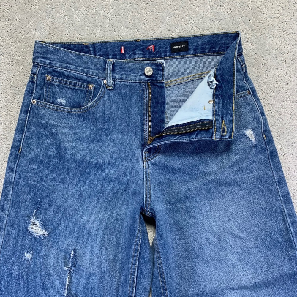 Unionbay‎ Jeans Womens 7/28W Barrel Fit Distressed Blue Denim Med Wash Baggy